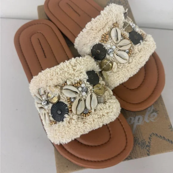 NEW Free People Shipwreck Surf Shell Sandals Size 9 - Picture 4 of 6